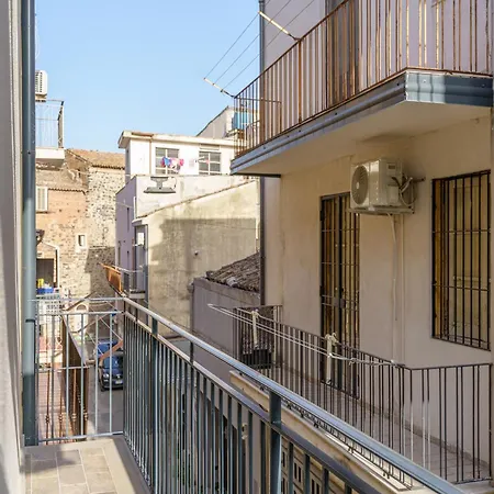 Apartment Al Palazzetto - Lavica Catania